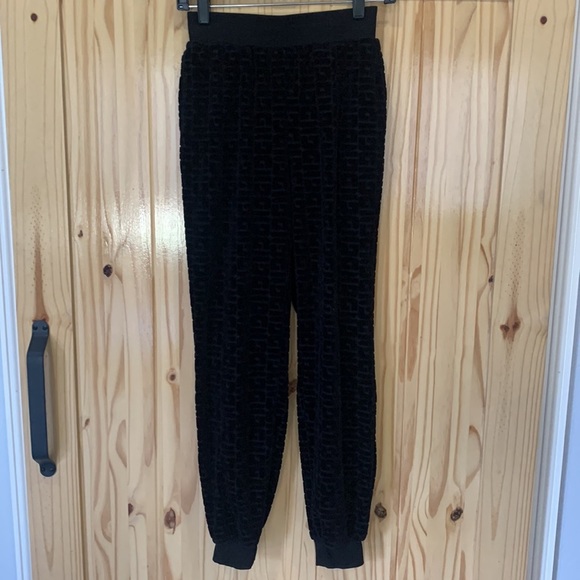 Guess Black Cut Out G Velour Joggers Size XS (567) - Picture 7 of 11